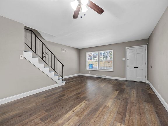 3rd image of 4206 Minoma Ln