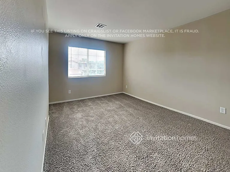 4798 Arial Ridge St — Photo 10