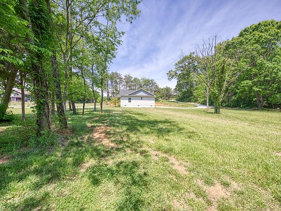4th image of 1014 Valley Home Rd