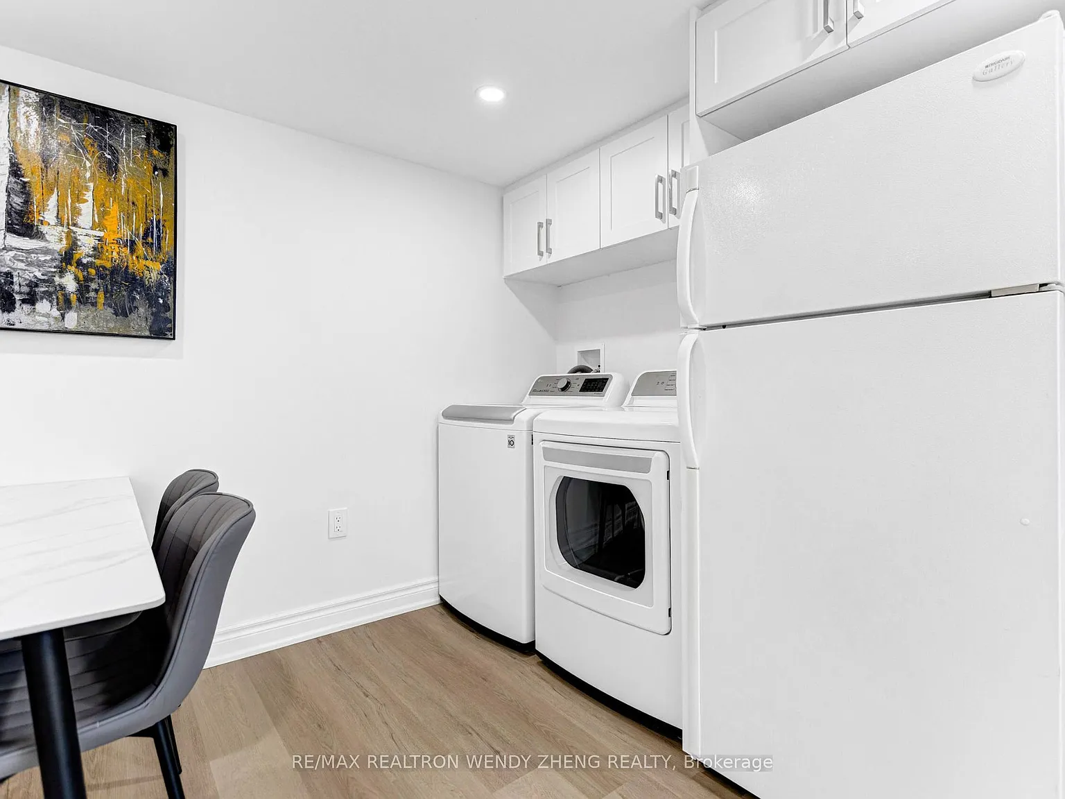 3 bed, $2,400 — Photo 4