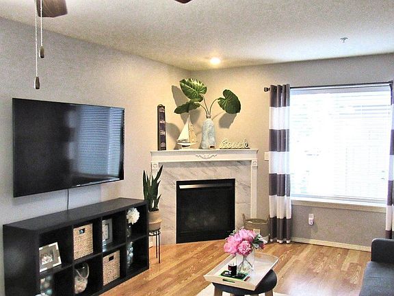 2nd image of 4000 NE 109th Ave Unit 116