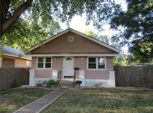 8616 Thompson Ave, Kansas City, MO 64125
