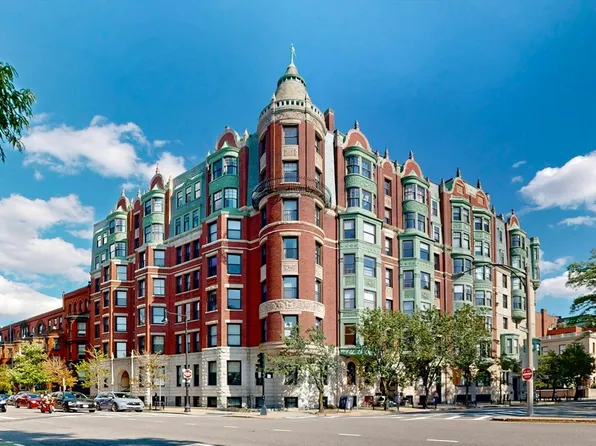 4 Charlesgate E APT 406, Boston, MA 02215