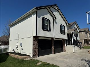 105 SE Hanging Garden St, Blue Springs, MO 64064