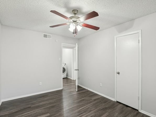 1910 Joe Ramsey Blvd E #231