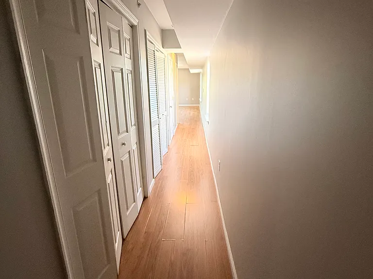 5038 Spruce St #4 — Photo 8