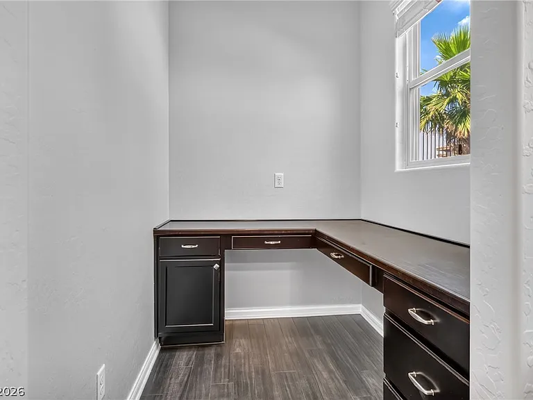 2852 Josephine Dr — Photo 13