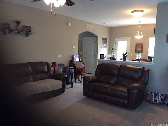 5th image of 12843 Clydesdale Dr