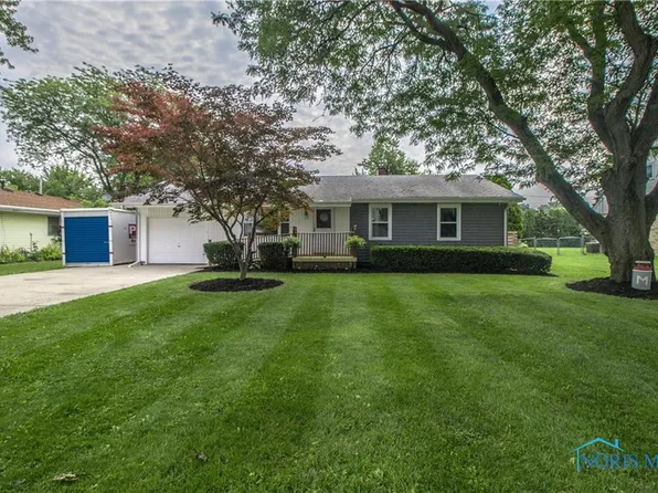 124 N Stephen St, Oregon, OH 43616