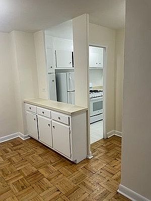 3rd image of 12360 83rd Ave APT 7G