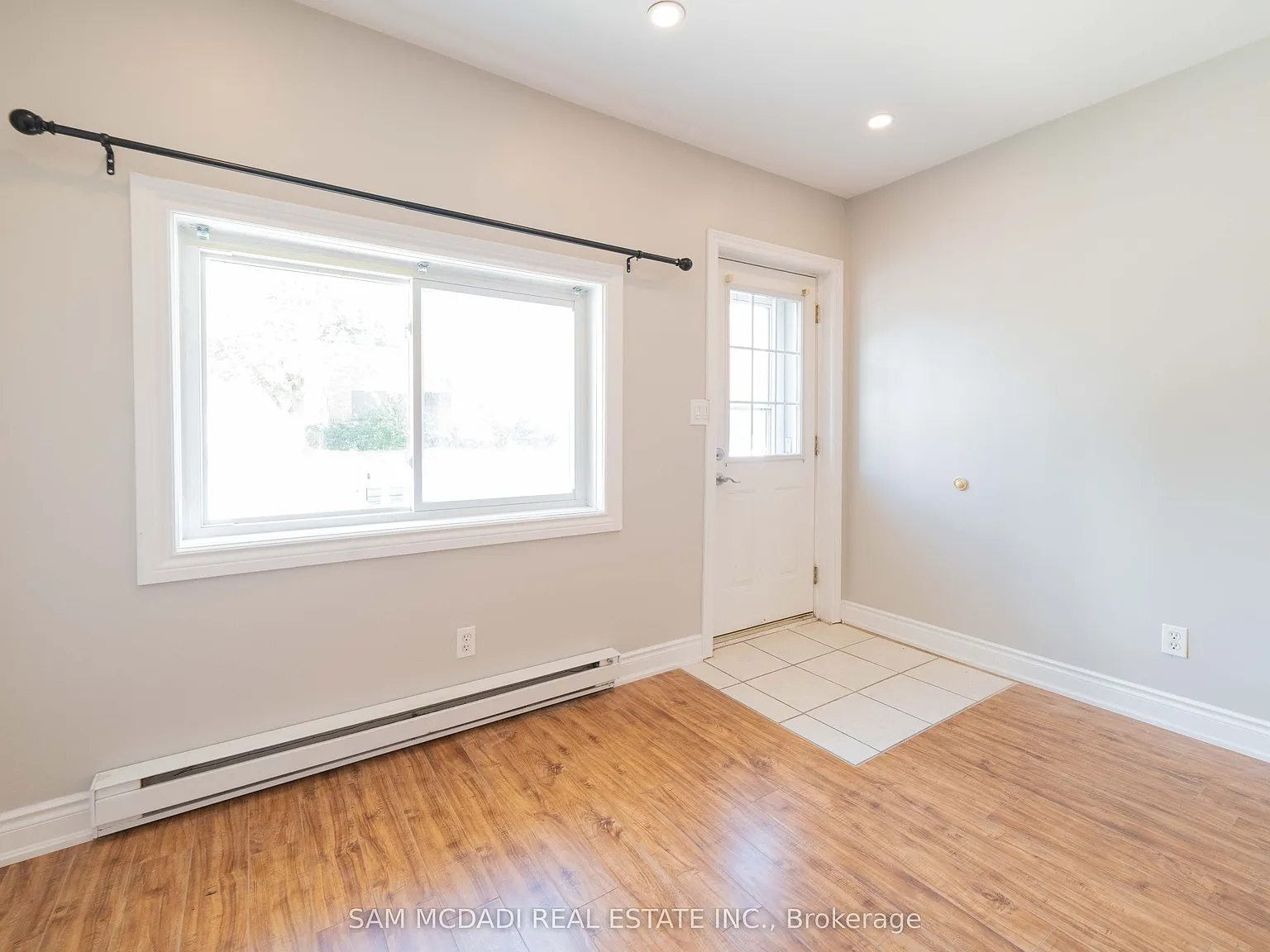 2 bed, $1,650 — Photo 4