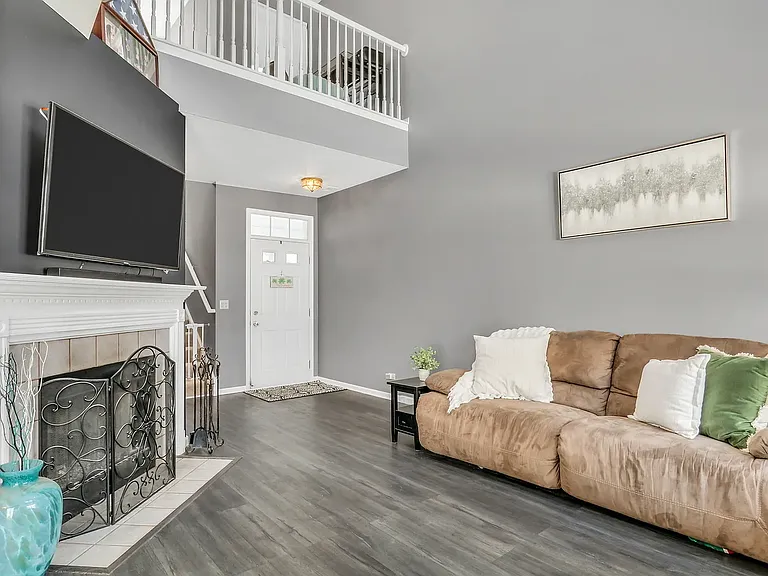 290X Falling Waters Dr — Photo 4