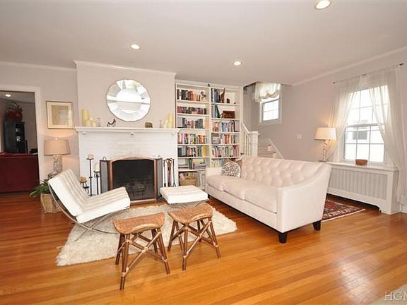 3rd image of 83 Glen Ave