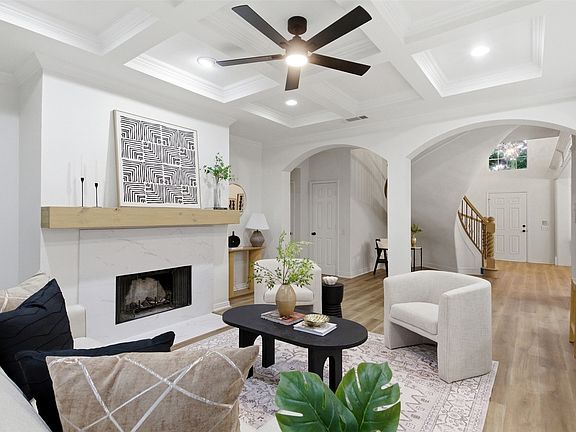3rd image of 2408 High Chapel Ct