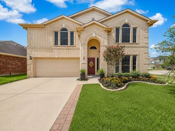 7435 Superior Dr, Baytown, TX 77521