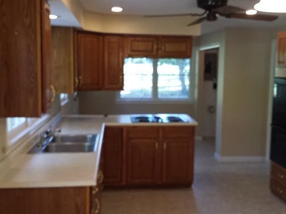 5th image of 6808 Clarawill Dr N