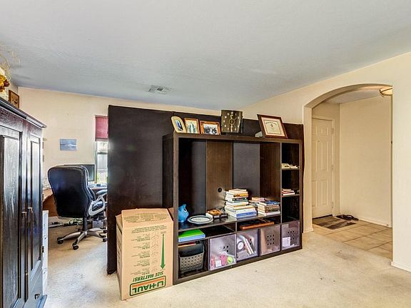 3rd image of 3922 S Tower Ave
