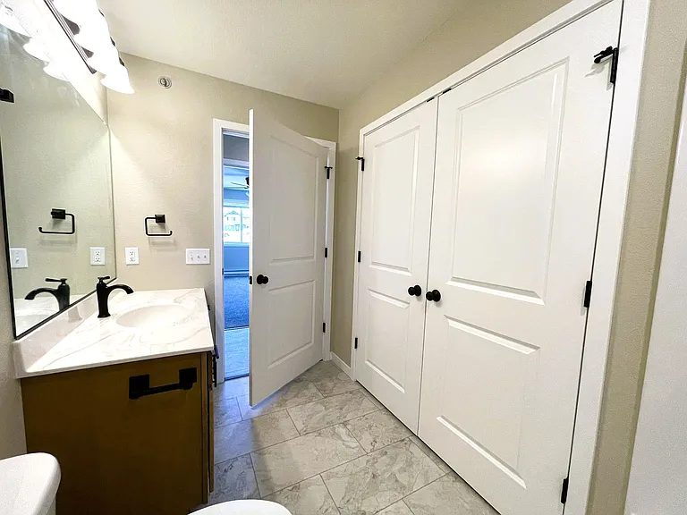 Gateway Place Apartments — Photo 117