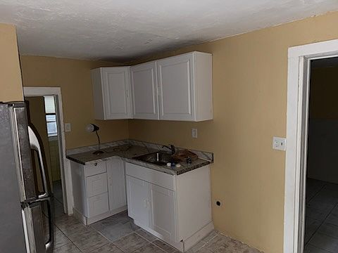 5th image of 524 NW 98th St #524