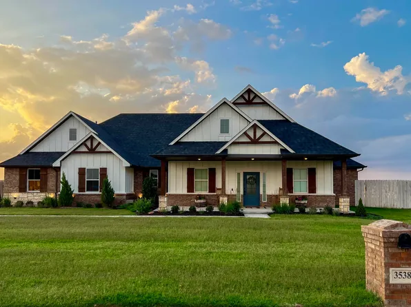 3538 Meadowbrook Dr, Enid, OK 73703