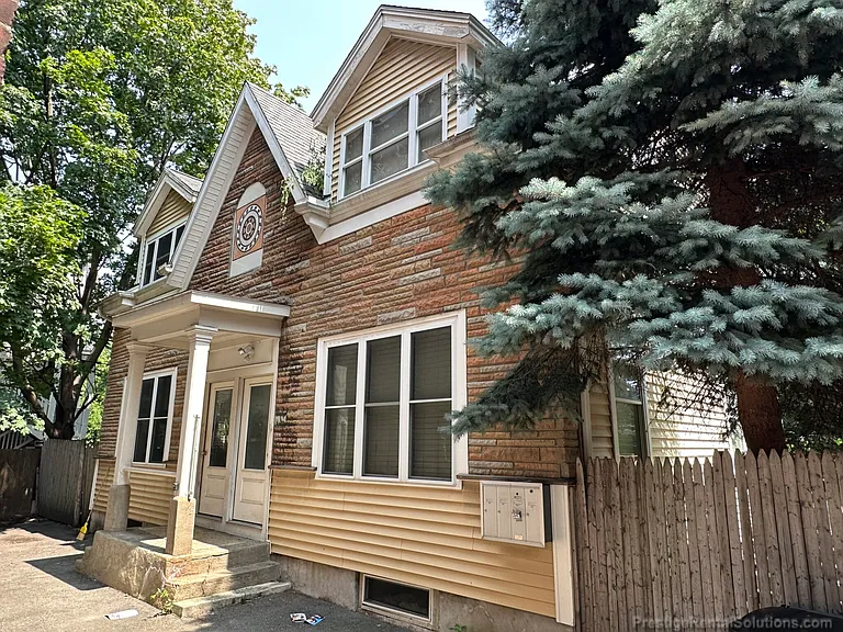 842R Dorchester Ave #2R — Photo 13