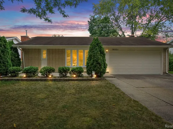 14601 Yale St, Livonia, MI 48154