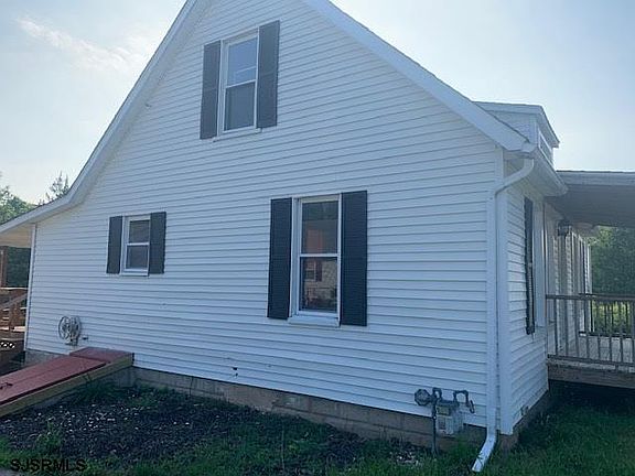 3rd image of 5547 White Horse Pike