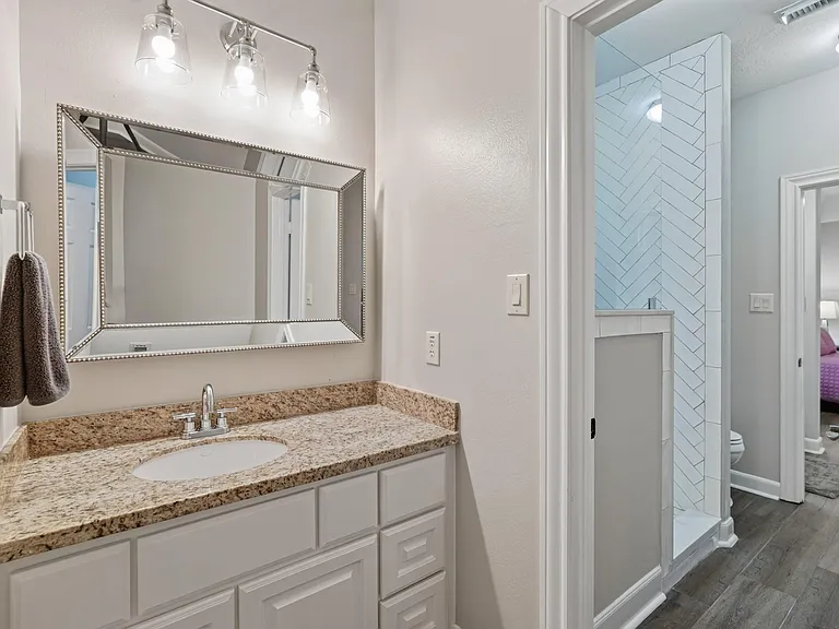 110 S Veilwood Cir — Photo 43