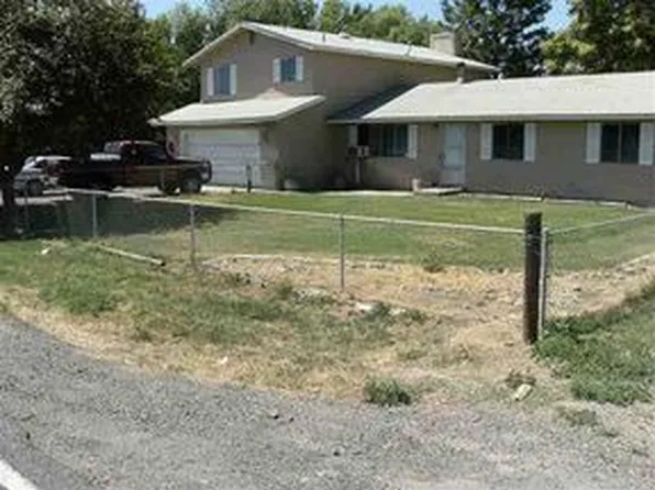 2360 Waneta Rd, Grandview, WA 98930