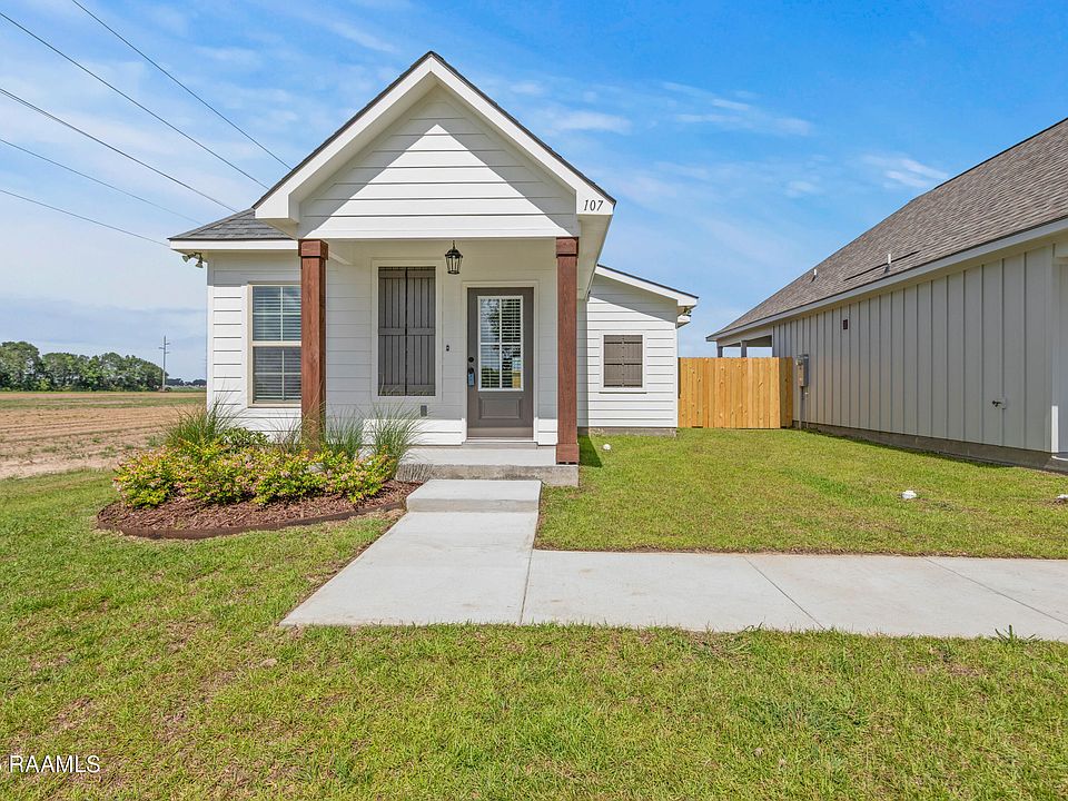 1st image of 107 Foxglove Ln