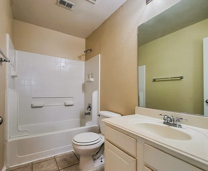 2061 Fair Crest Trl — Photo 12