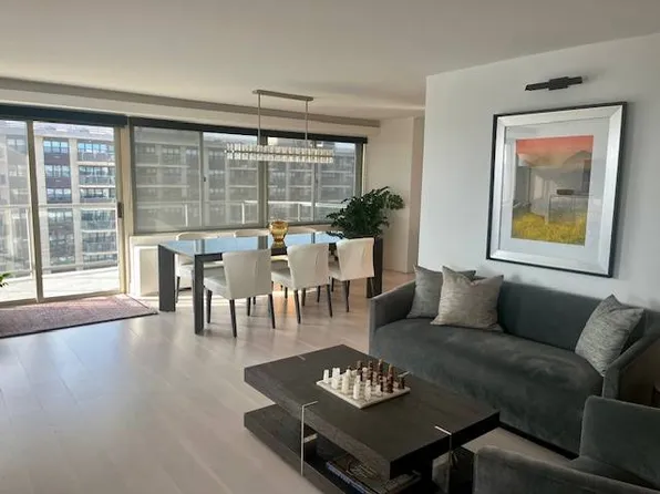 18-15 215th St APT 4E, Bayside, NY 11360