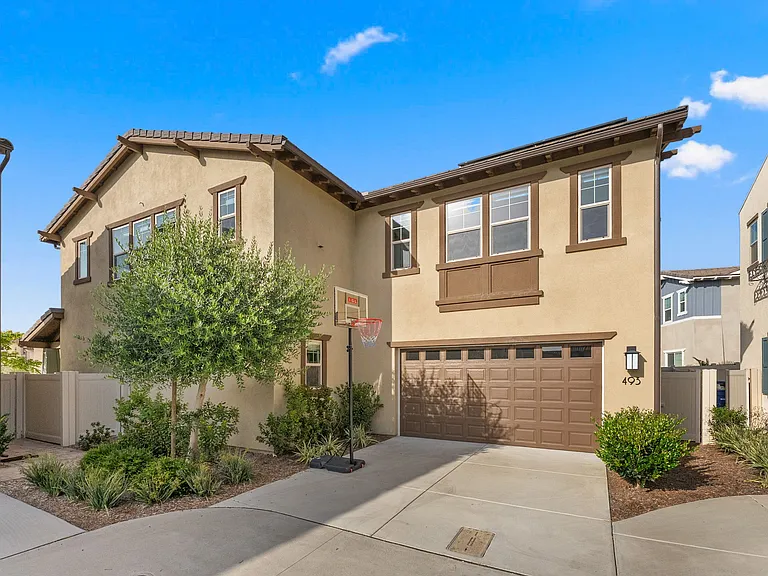 493 Village Greens Way — Photo 34