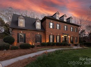 10400 Tyne Ct, Charlotte, NC 28210
