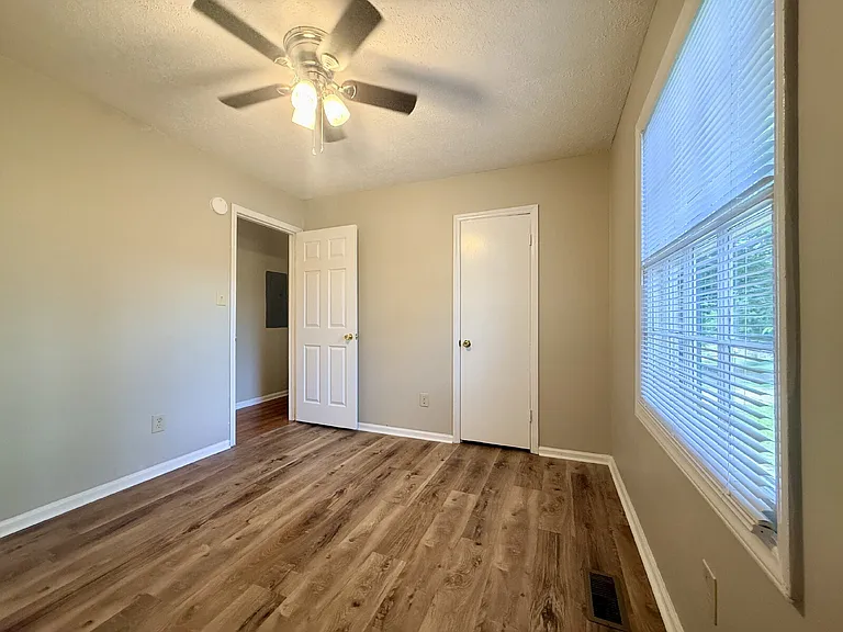739 Ashbrook Rd — Photo 19