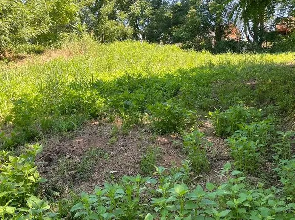 1808 Hardy Rd #2, Vinton, VA 24179