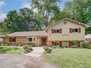 2743 Crone Rd, Dayton, OH 45434