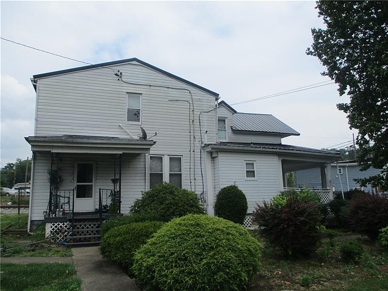 24 W Church St, Fairchance, PA 15436 MLS 1611177 Zillow