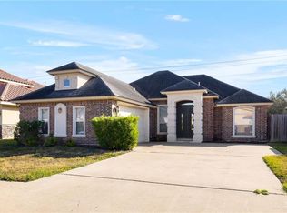 402 Hackberry Ave, Mission, TX 78572