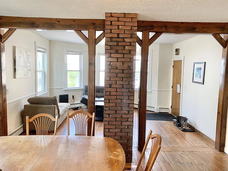 63 Preston St — Photo 11