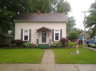151 E John St, Nappanee, IN 46550