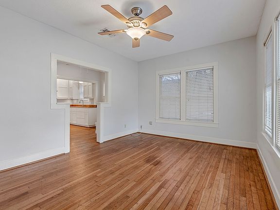 5th image of 304 N Haswell Dr