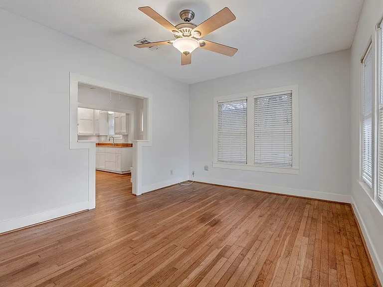 304 N Haswell Dr — Photo 5