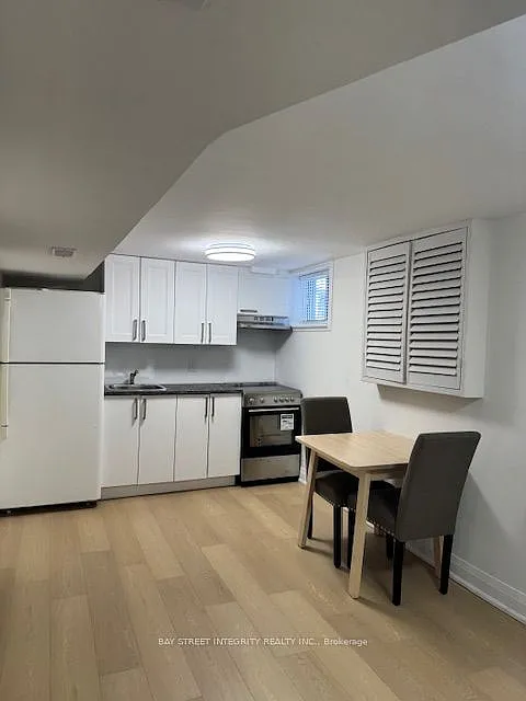 2 bed, $1,680 — Photo 4