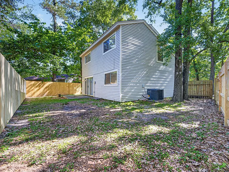 1106 E Red Cedar Cir — Photo 41