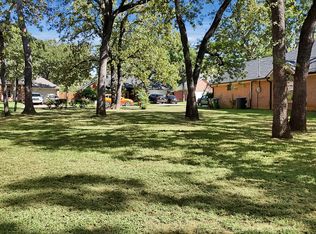 3830 Sounder Dr, Arlington, TX 76001