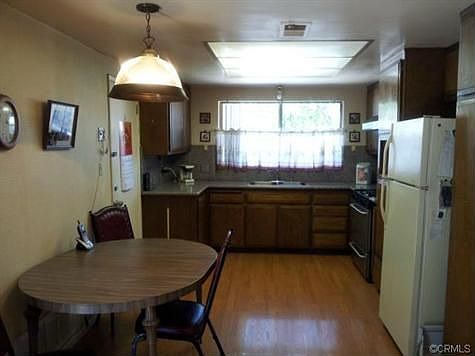 4th image of 10674 Key West St