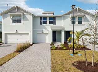 444 Salisbury Cir, Fort Pierce, FL 34982