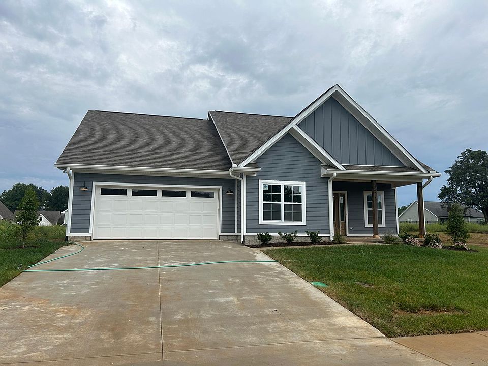 1st image of 521 Cottage Way