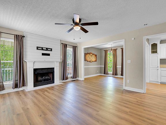 2nd image of 693 Cotton Branch Dr